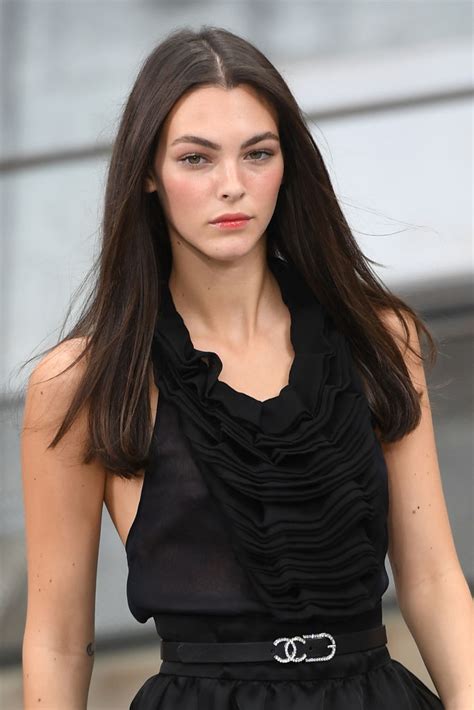 modella vittoria ceretti versace